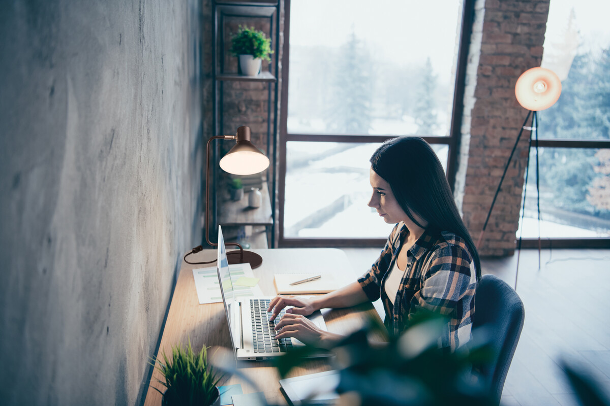 Kanlux 34475 Lampa stołowa NEDIA E14 B KANLUX