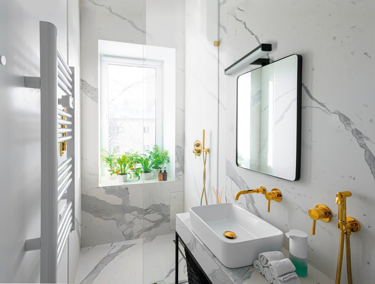 Kanlux 34933 Oprawa meblowa liniowa LED ASTIM IP44 12W-NW-B KANLUX